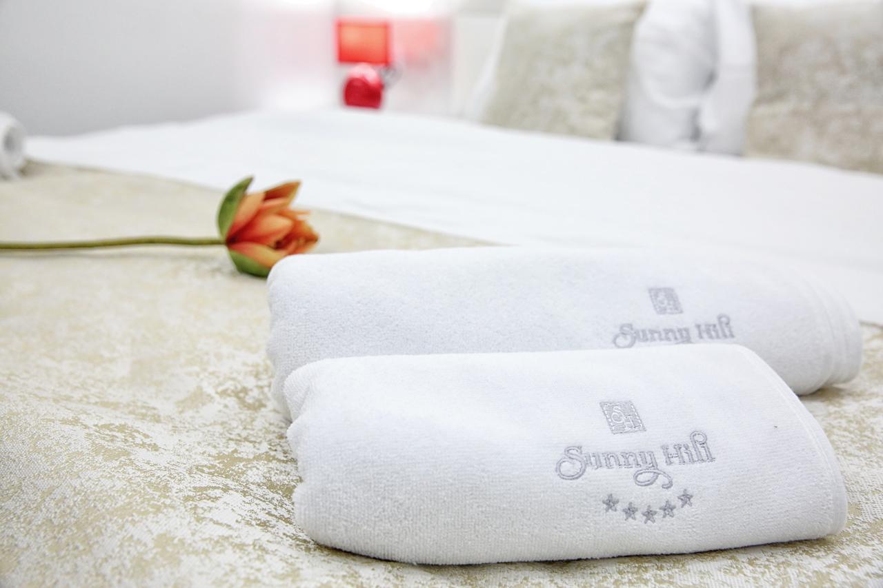 Bed and Breakfast Sunny Hill Garden Stara Pazova Exterior foto
